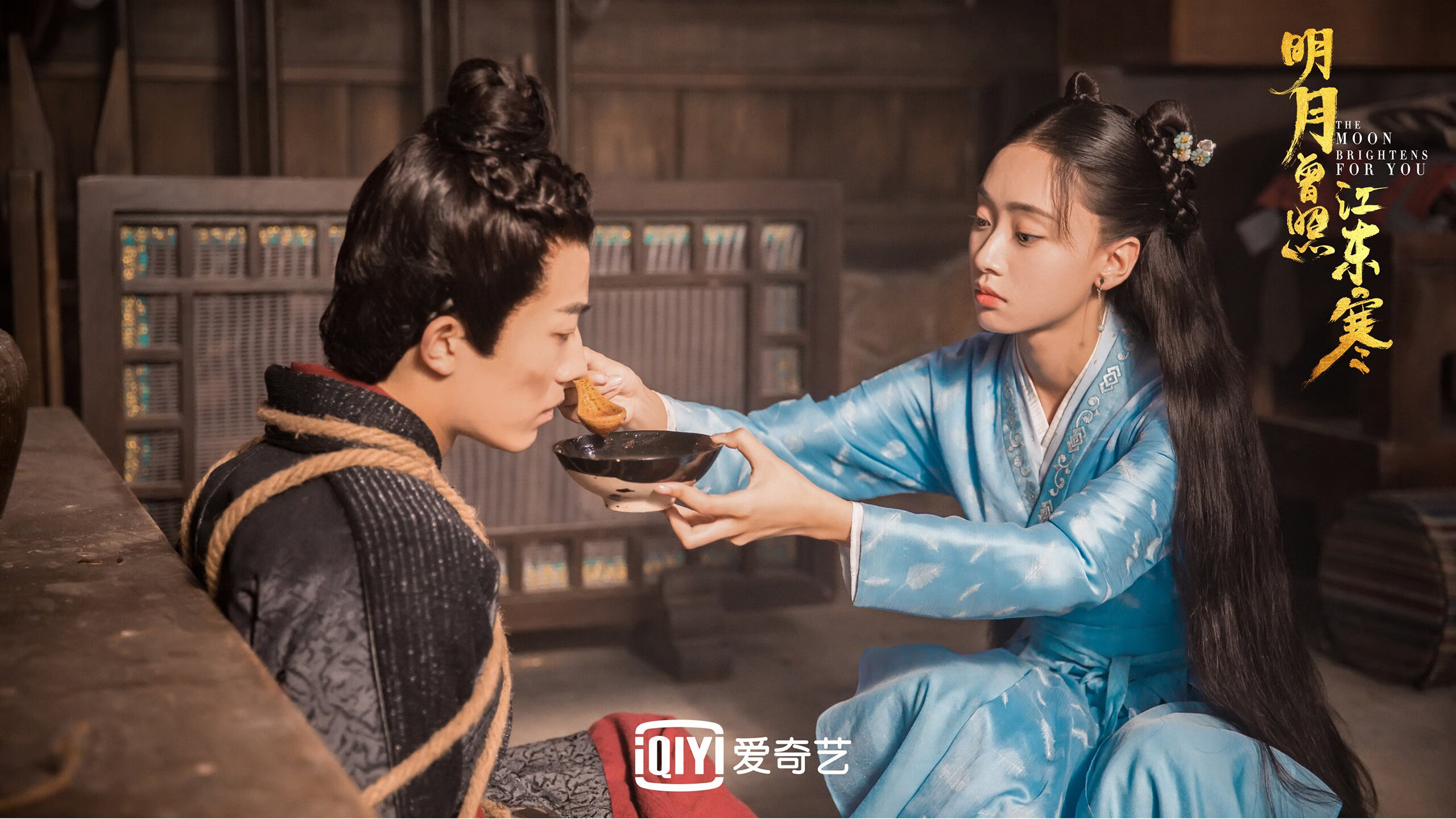 “东安湖体育公园龙舟赛:竞速的激情与团结的力量”